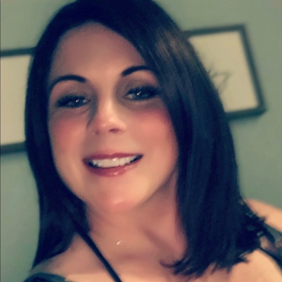 Meet your Posher, Chelsea - Picture 1 of 1